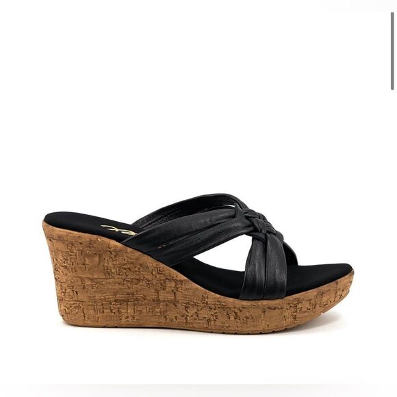 Onex Bethany Heels - Picture 2 of 5